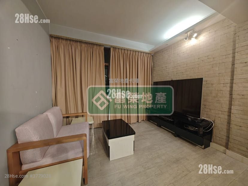 Mandarin Court Sell 2 Bedrooms , 1 Bathroom 436 ft²