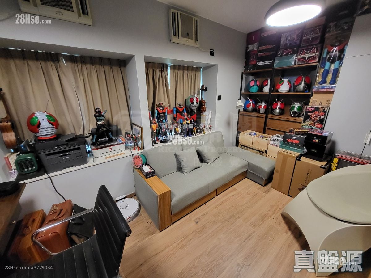 毕架山花园 售盘 3 房 , 2 浴室 807 平方尺