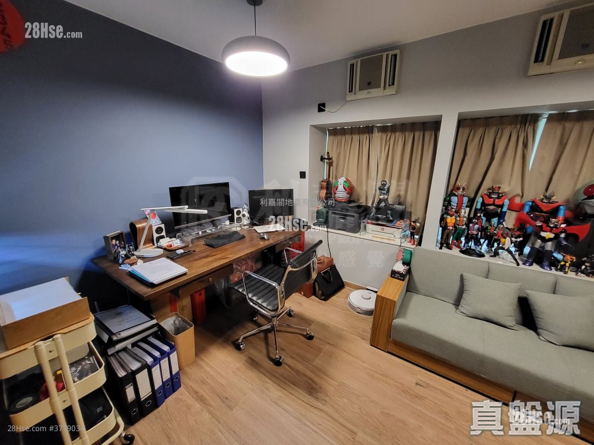 毕架山花园 售盘 3 房 , 2 浴室 807 平方尺