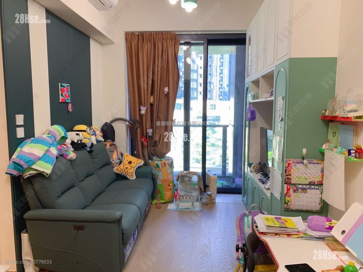 Onmantin Sell 2 Bedrooms 525 ft²