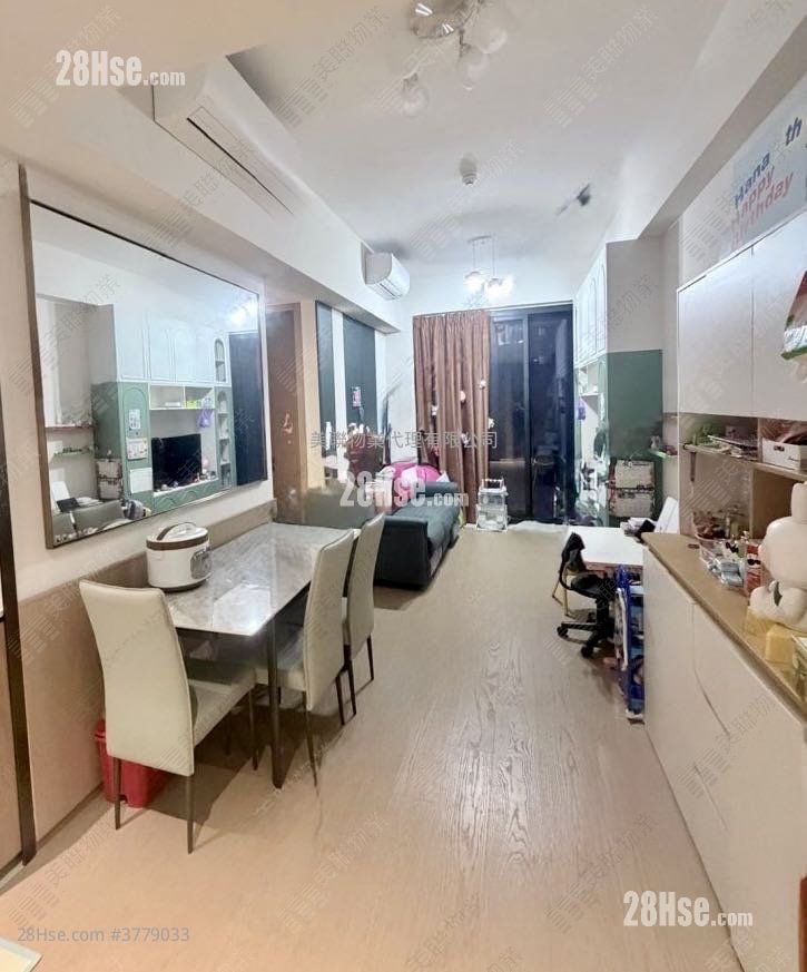 Onmantin Sell 2 Bedrooms 525 ft²