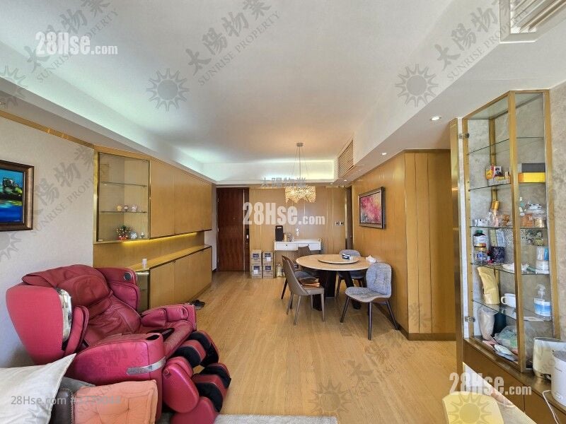 维港星岸 售盘 3 房 1,074 平方尺