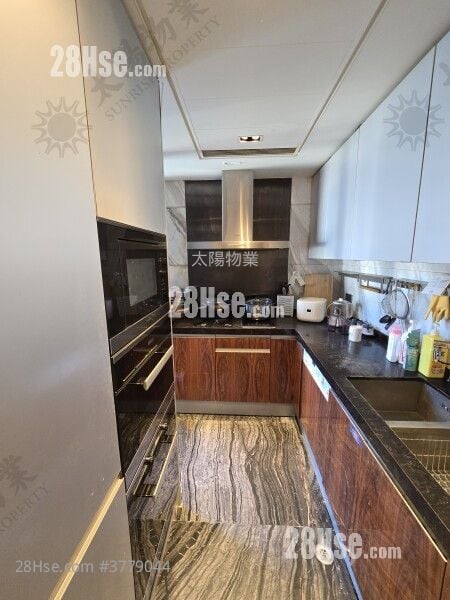 维港星岸 售盘 3 房 1,074 平方尺