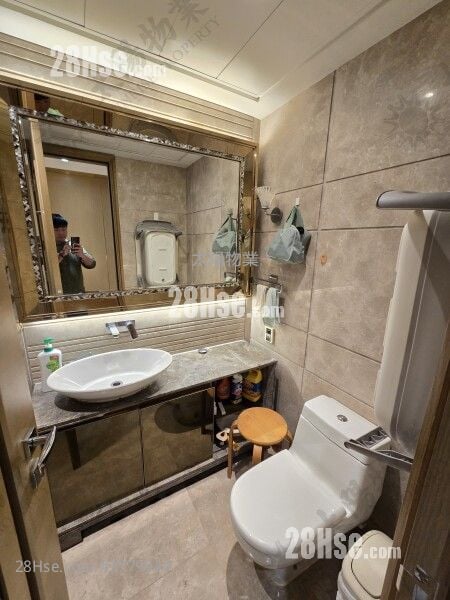 维港星岸 售盘 3 房 1,074 平方尺