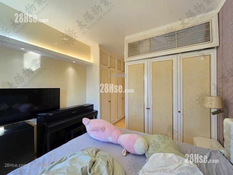 维港星岸 售盘 3 房 1,074 平方尺