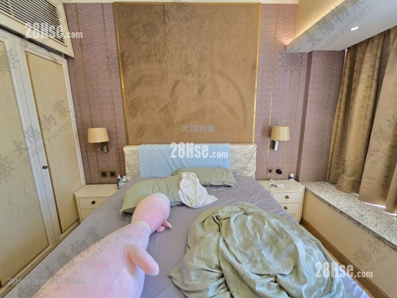 维港星岸 售盘 3 房 1,074 平方尺