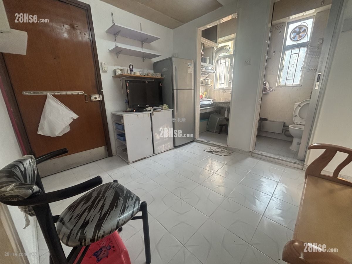 金荔阁 租盘 2 房 , 1 浴室 240 平方尺