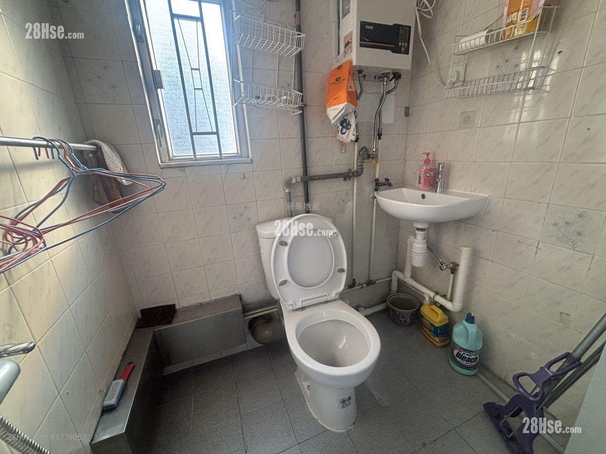 金荔阁 租盘 2 房 , 1 浴室 240 平方尺