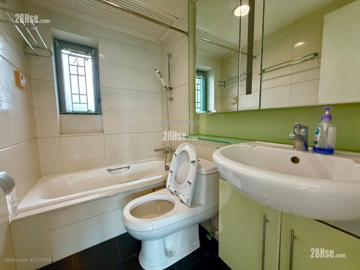 蓝天海岸 售盘 3 房 , 2 浴室 792 平方尺