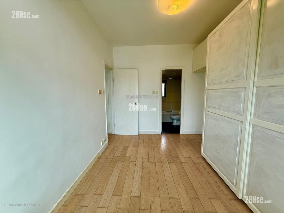 蓝天海岸 售盘 3 房 , 2 浴室 792 平方尺