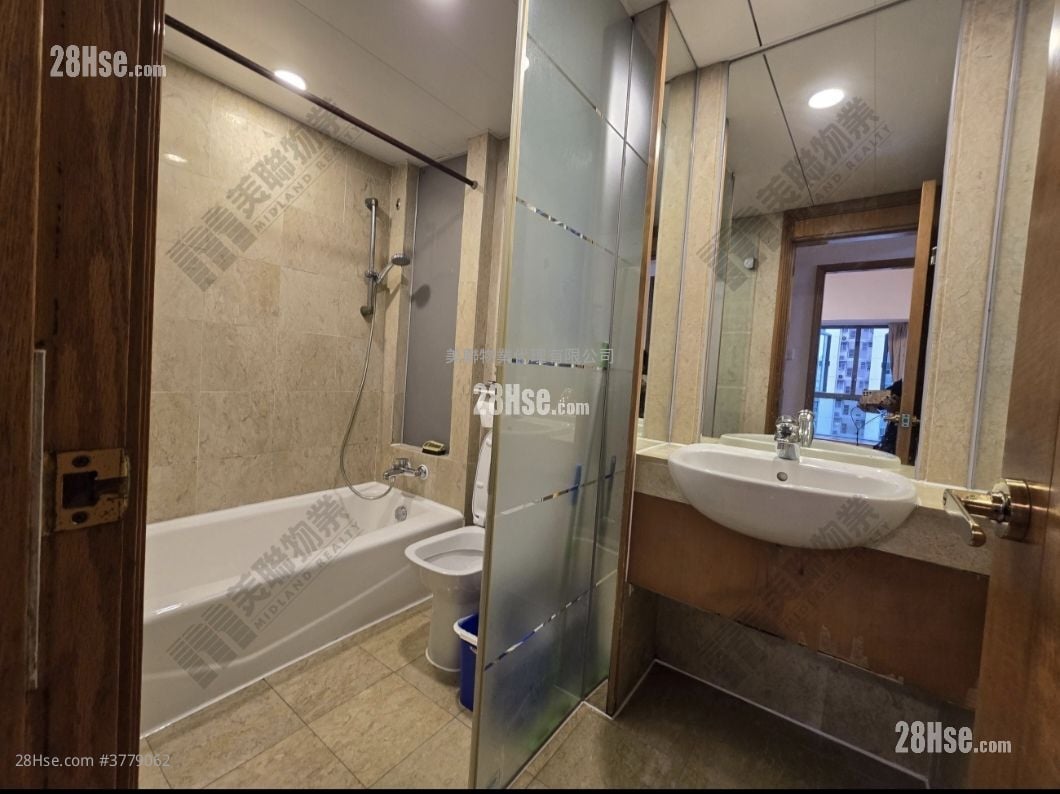 海逸豪园 租盘 2 房 , 1 浴室 522 平方尺