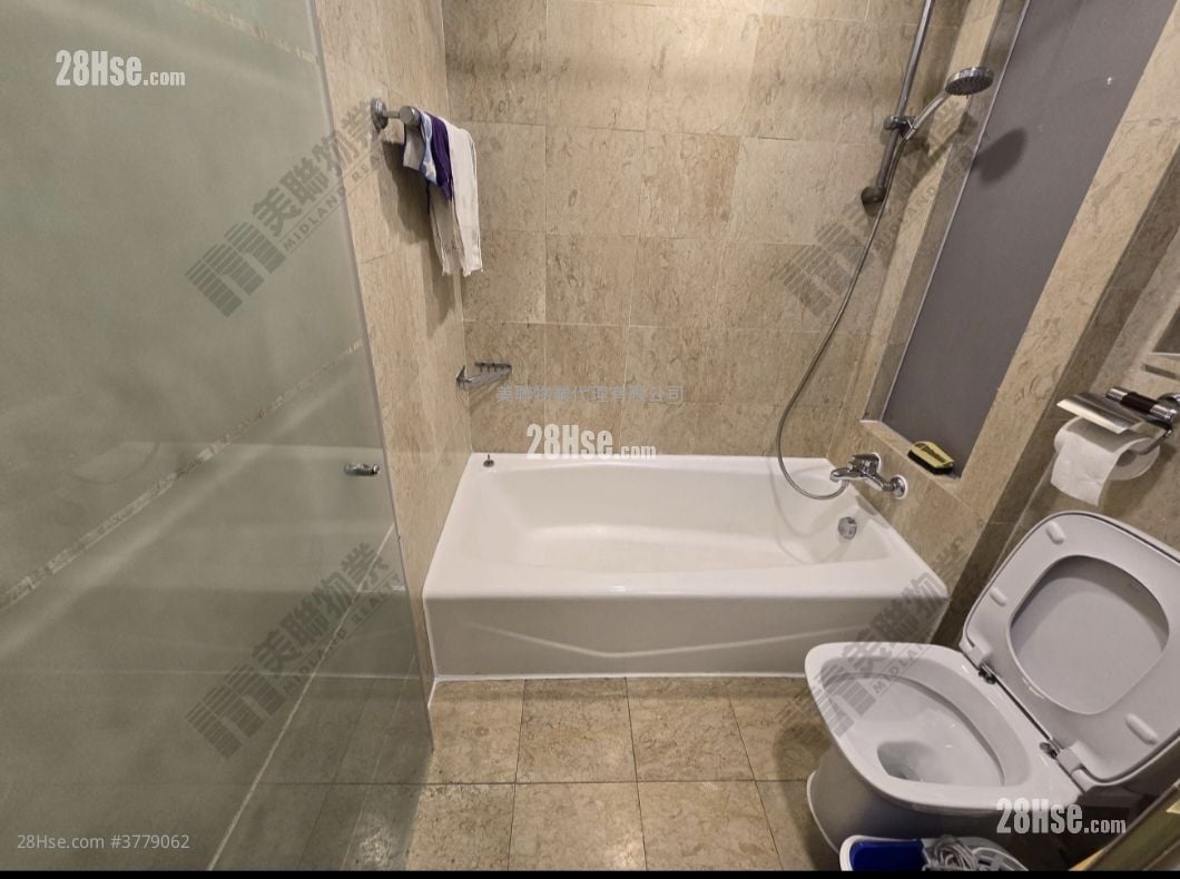 海逸豪园 租盘 2 房 , 1 浴室 522 平方尺