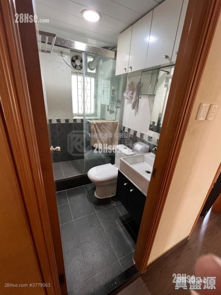 沙田第一城 售盘 3 房 504 平方尺