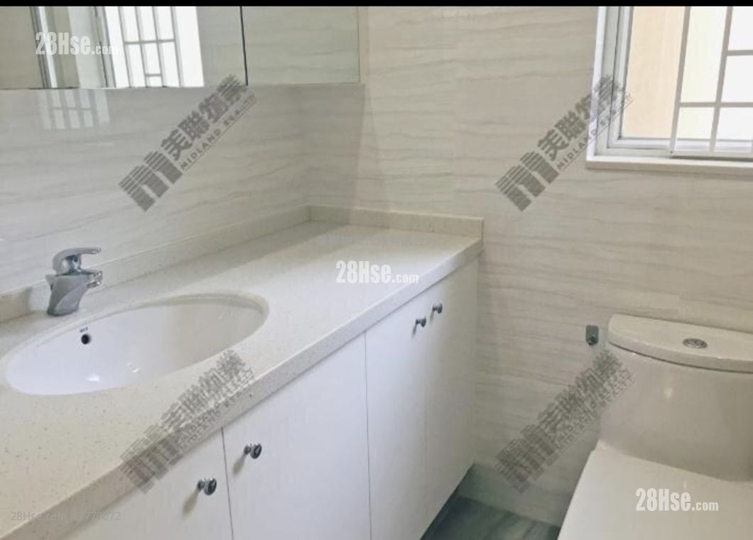 海逸豪园 租盘 3 房 , 3 浴室 884 平方尺