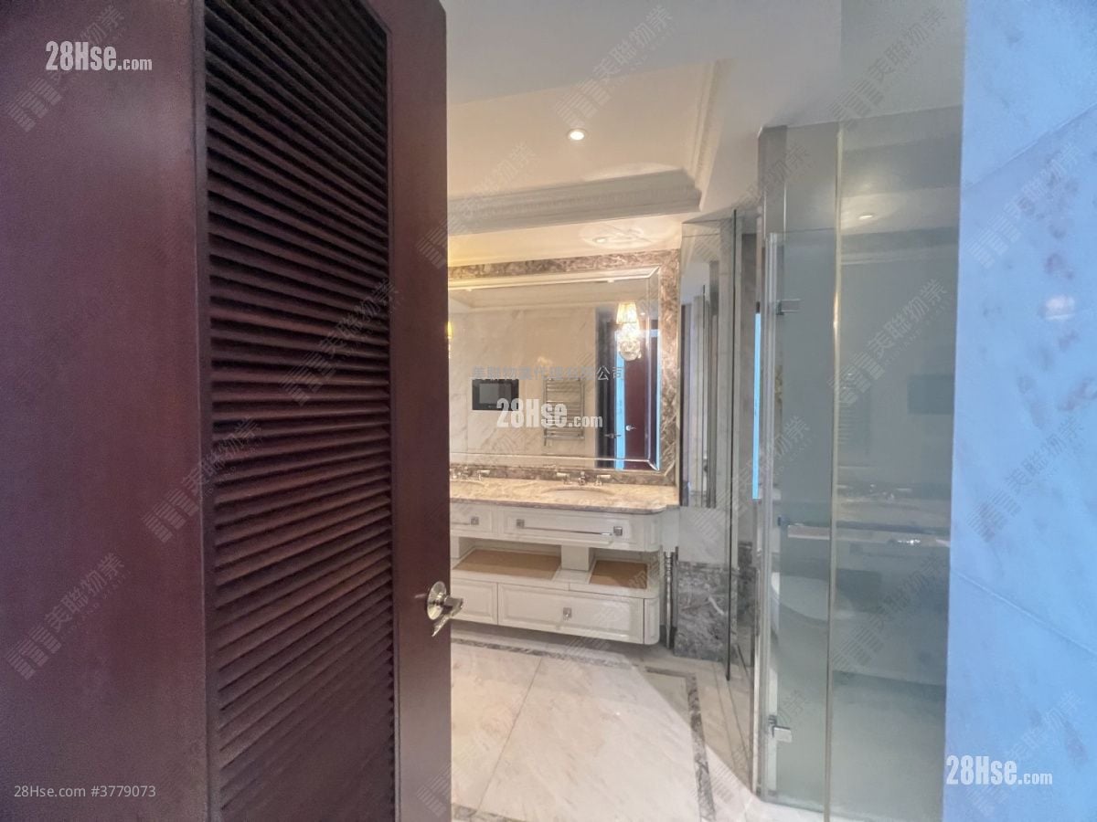 逸珑 售盘 4 房 , 3 浴室 1,662 平方尺