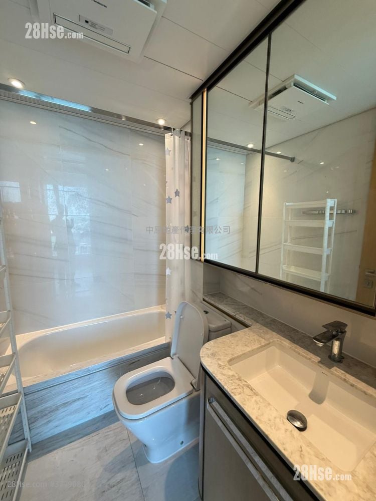 Marini Sell 1 Bedroom 380 ft²