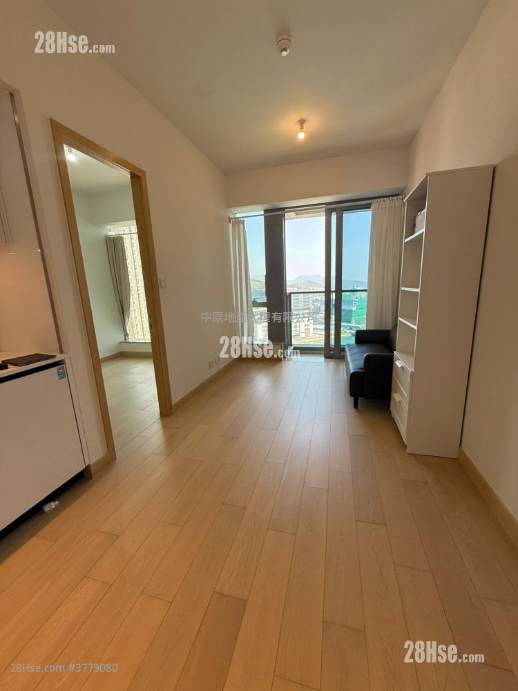 Marini Sell 1 Bedroom 380 ft²