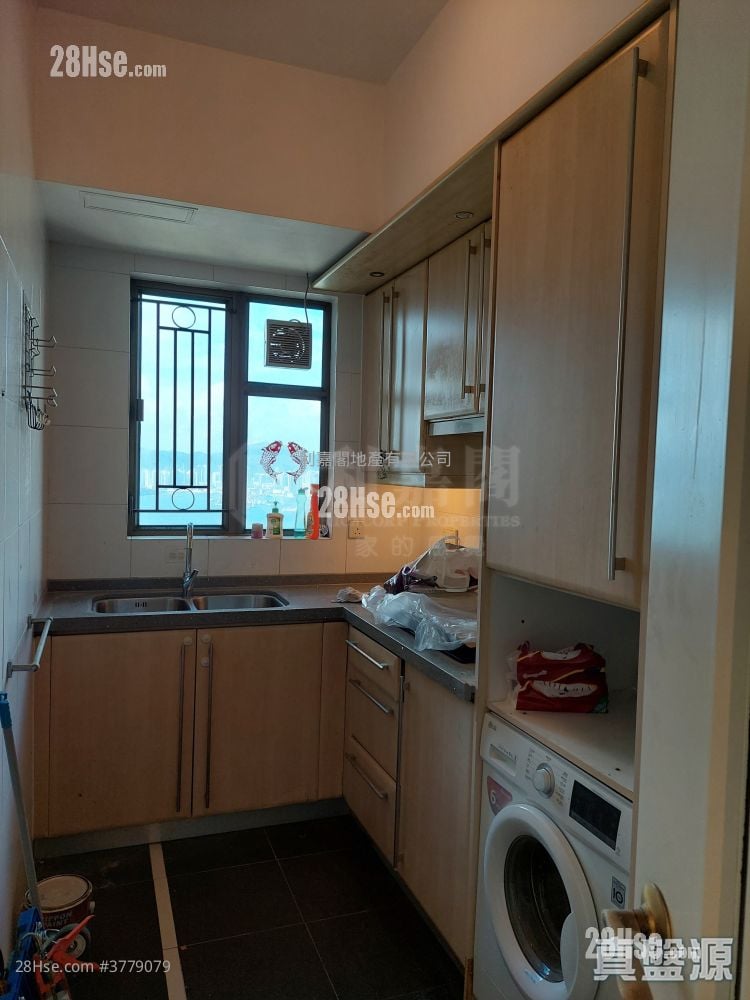 宝翠园 售盘 2 房 755 平方尺