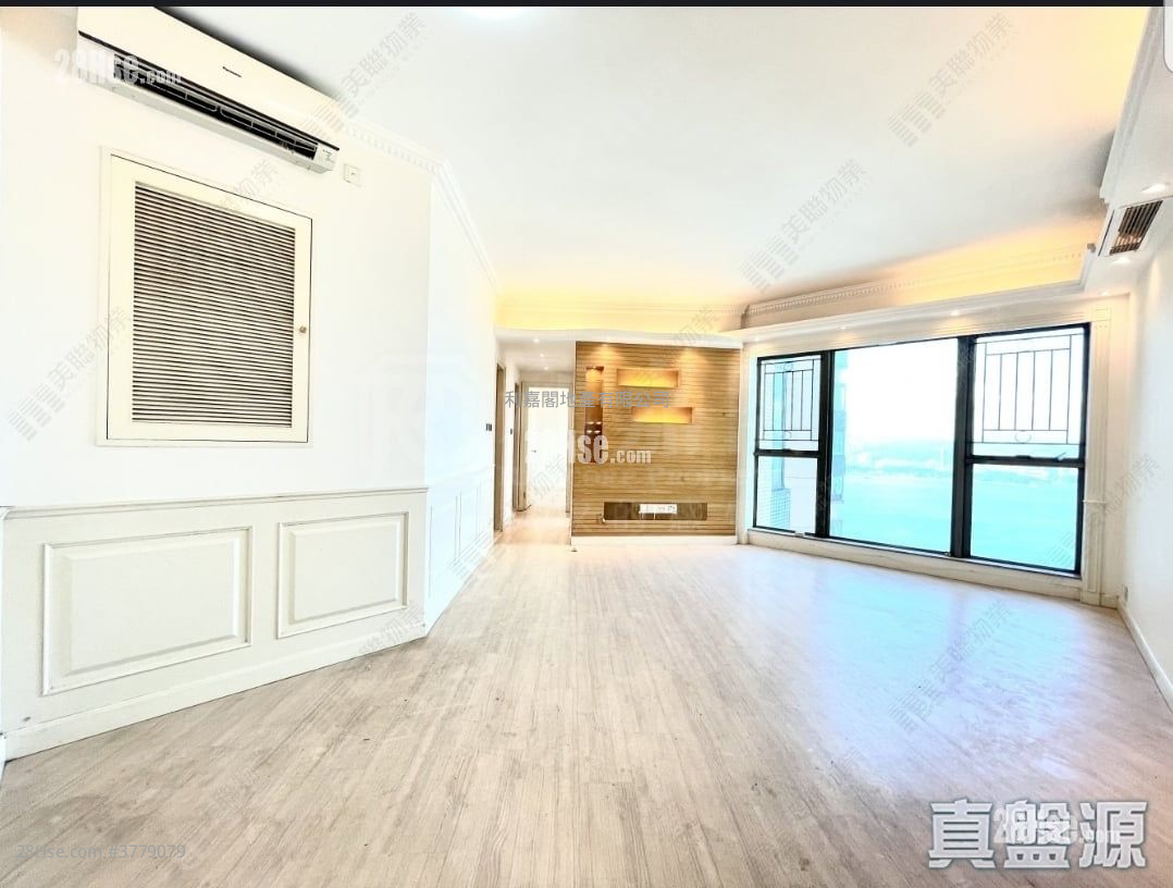 宝翠园 售盘 2 房 755 平方尺