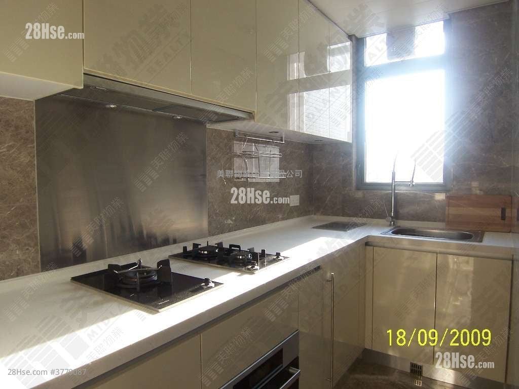 One Pacific Heights Sell 3 Bedrooms , 2 Bathrooms 750 ft²