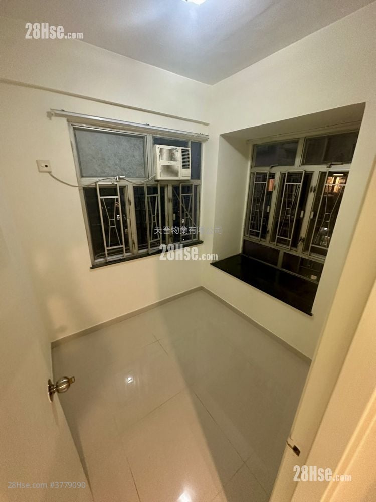 嘉景花园 售盘 2 房 , 1 浴室 354 平方尺