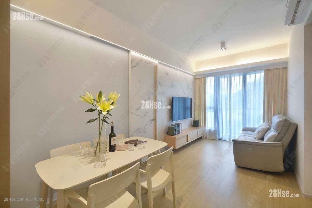 The Papillons Sell 2 Bedrooms 524 ft²