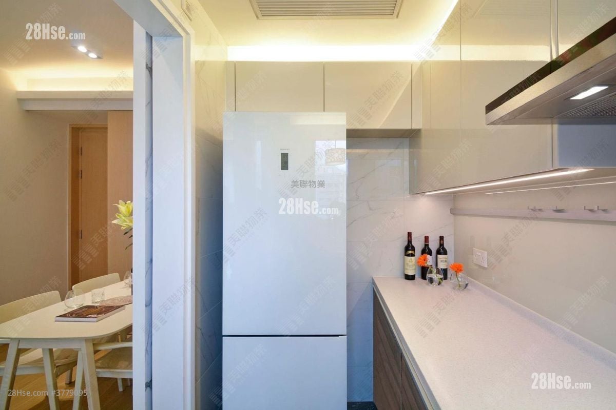 The Papillons Sell 2 Bedrooms 524 ft²