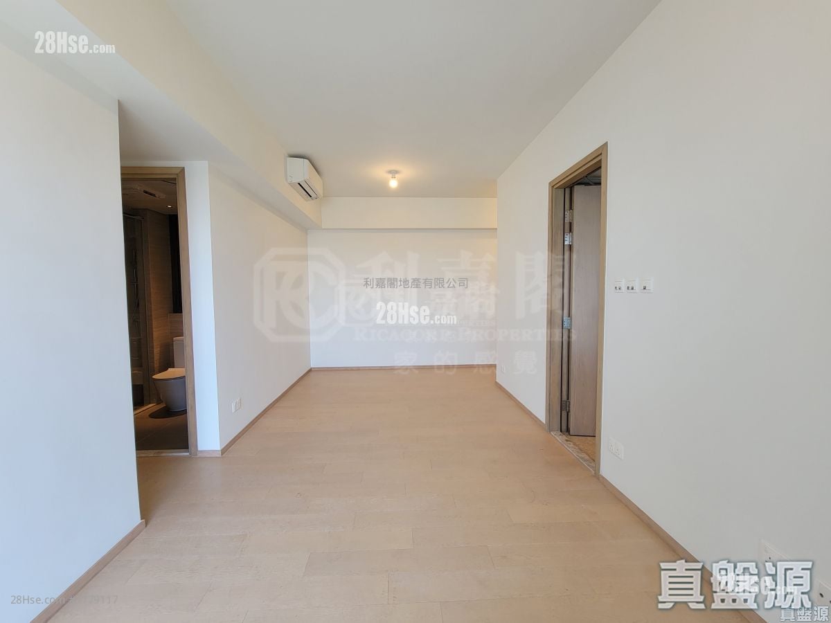 Lp6 Sell 3 Bedrooms , 2 Bathrooms 791 ft²