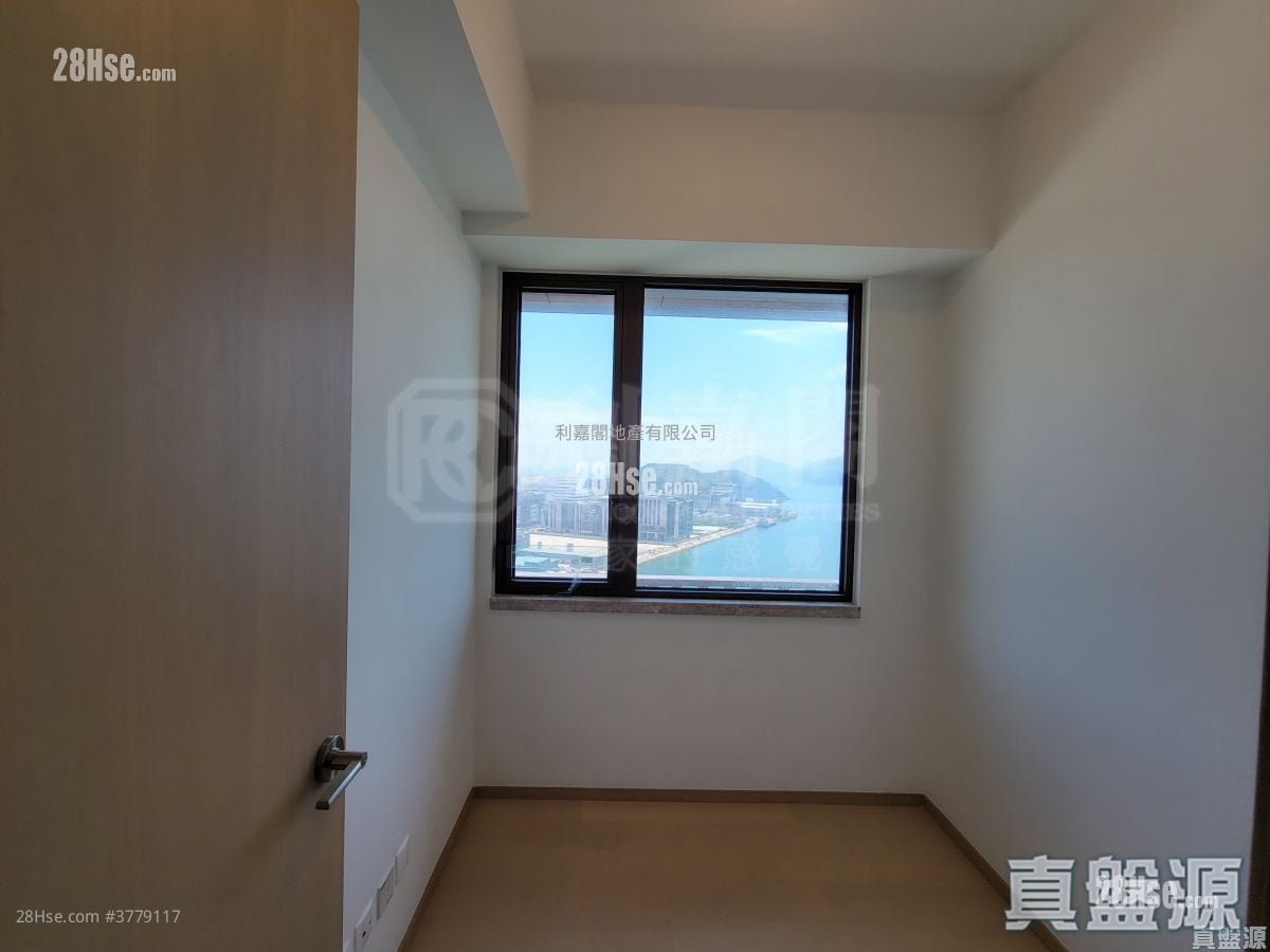 Lp6 Sell 3 Bedrooms , 2 Bathrooms 791 ft²