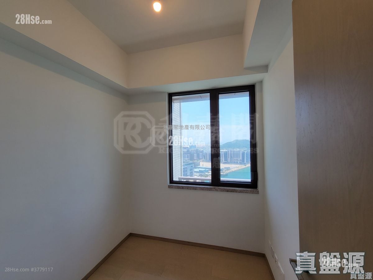 Lp6 Sell 3 Bedrooms , 2 Bathrooms 791 ft²