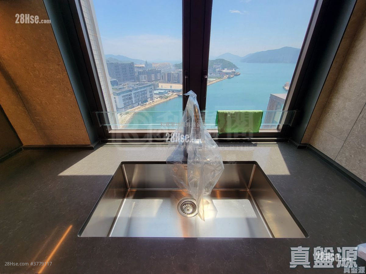 Lp6 Sell 3 Bedrooms , 2 Bathrooms 791 ft²