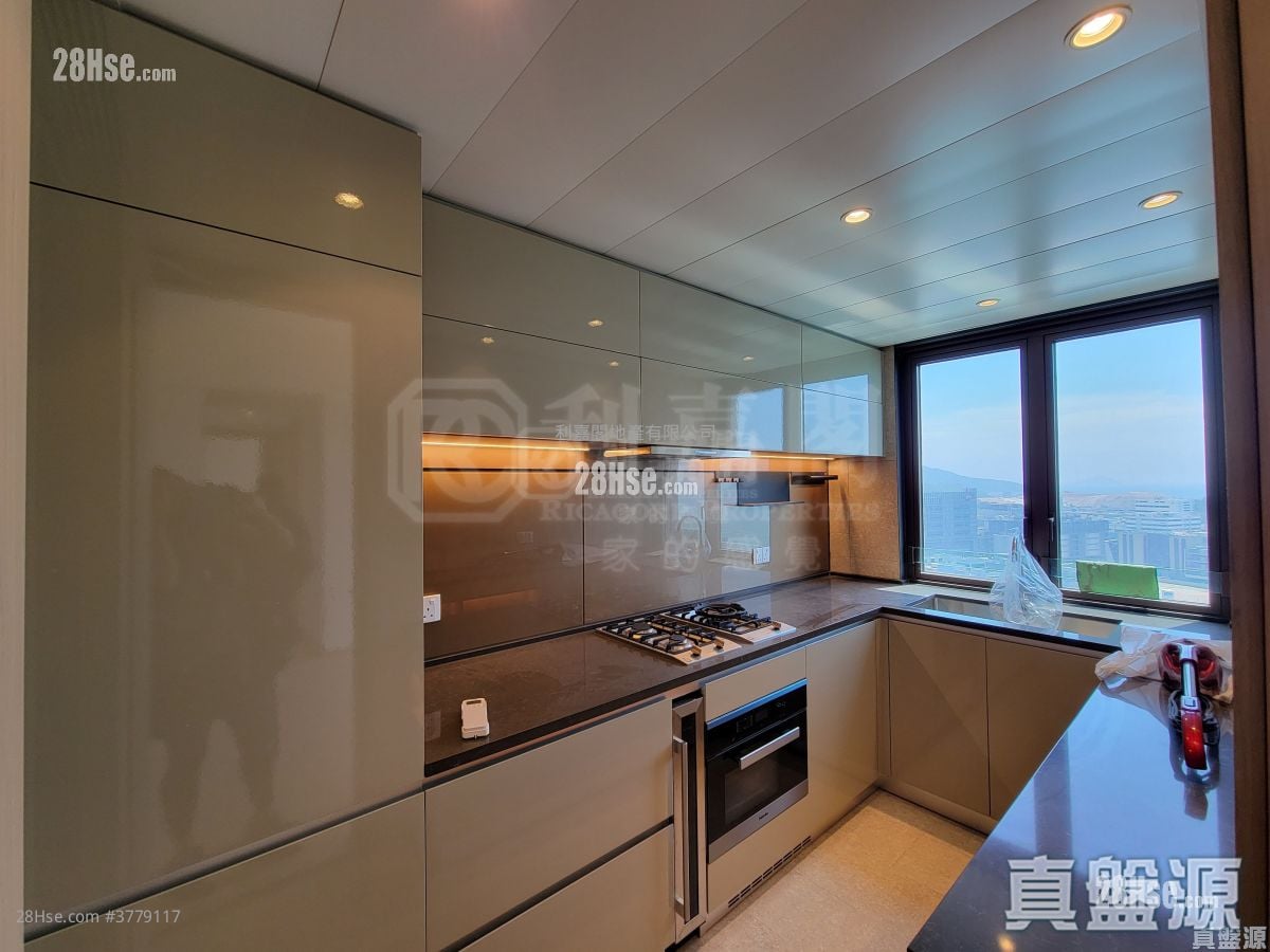 Lp6 Sell 3 Bedrooms , 2 Bathrooms 791 ft²