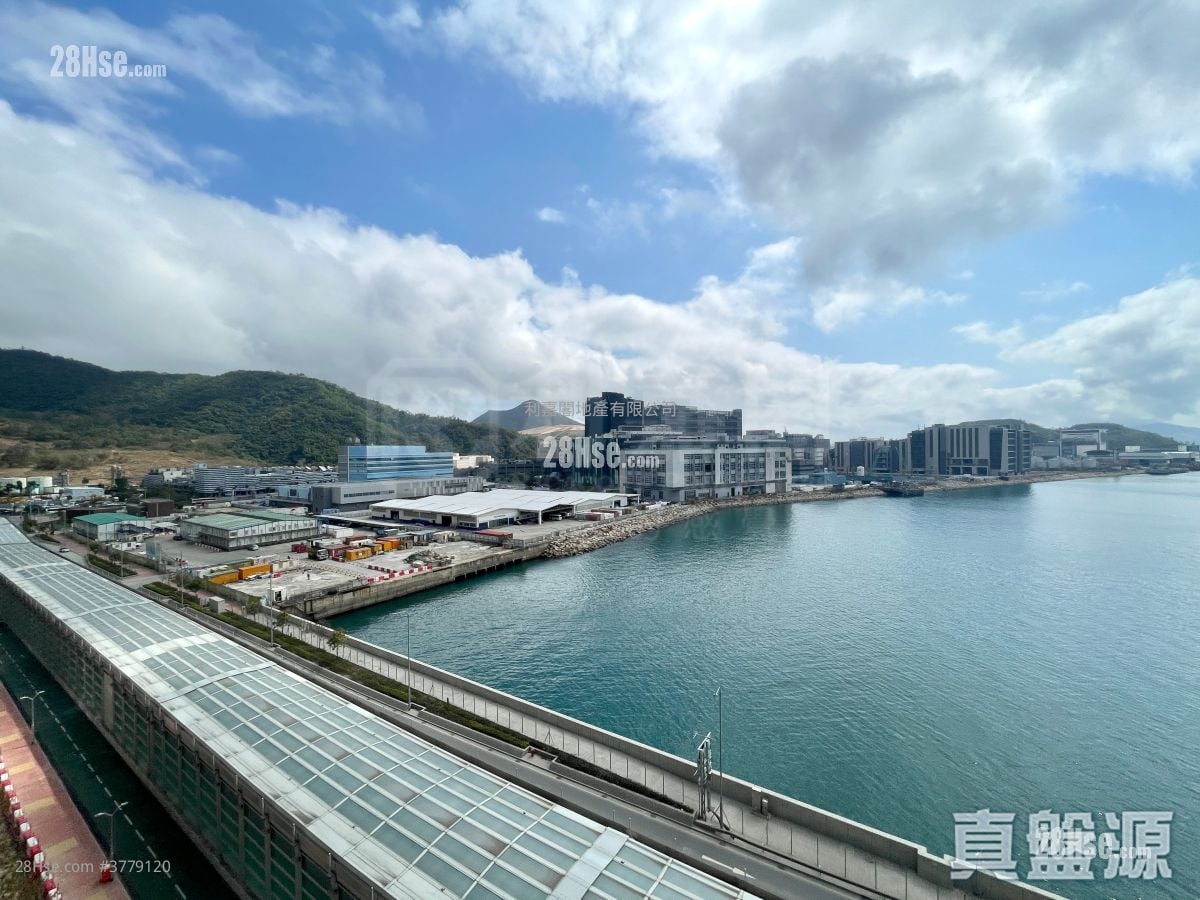 Lp6 Sell 3 Bedrooms , 2 Bathrooms 791 ft²