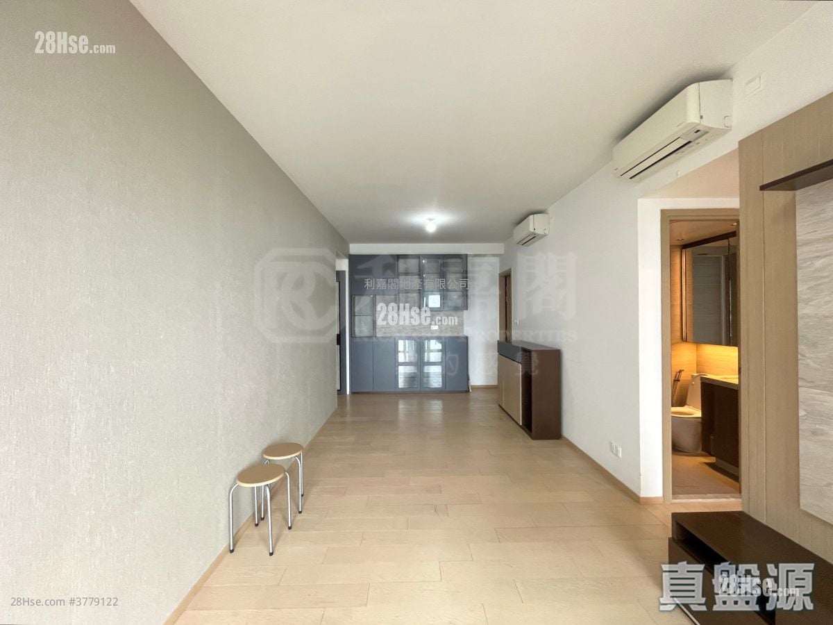 LP6 售盘 3 房 , 2 浴室 906 平方尺