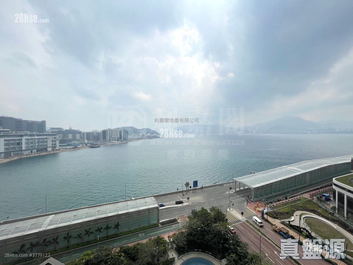 LP6 售盘 3 房 , 2 浴室 906 平方尺