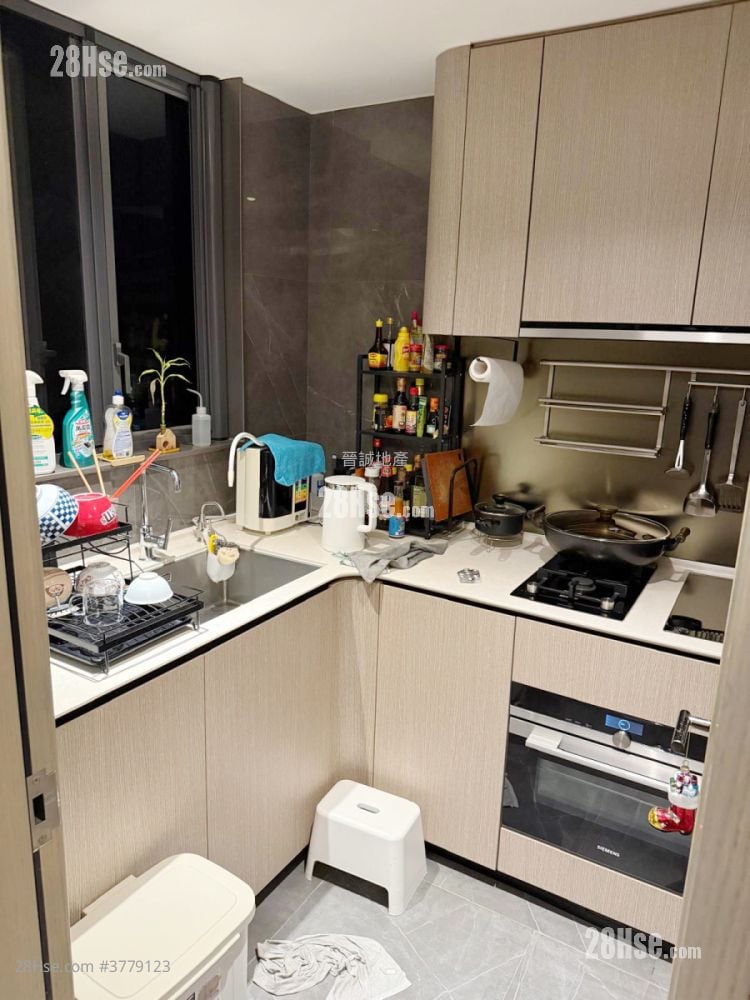 Le Pont Sell 2 Bedrooms , 1 Bathroom 558 ft²