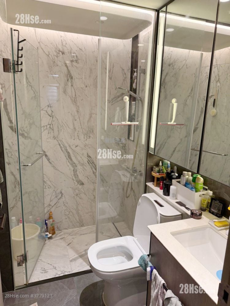 Le Pont Sell 2 Bedrooms , 1 Bathroom 558 ft²