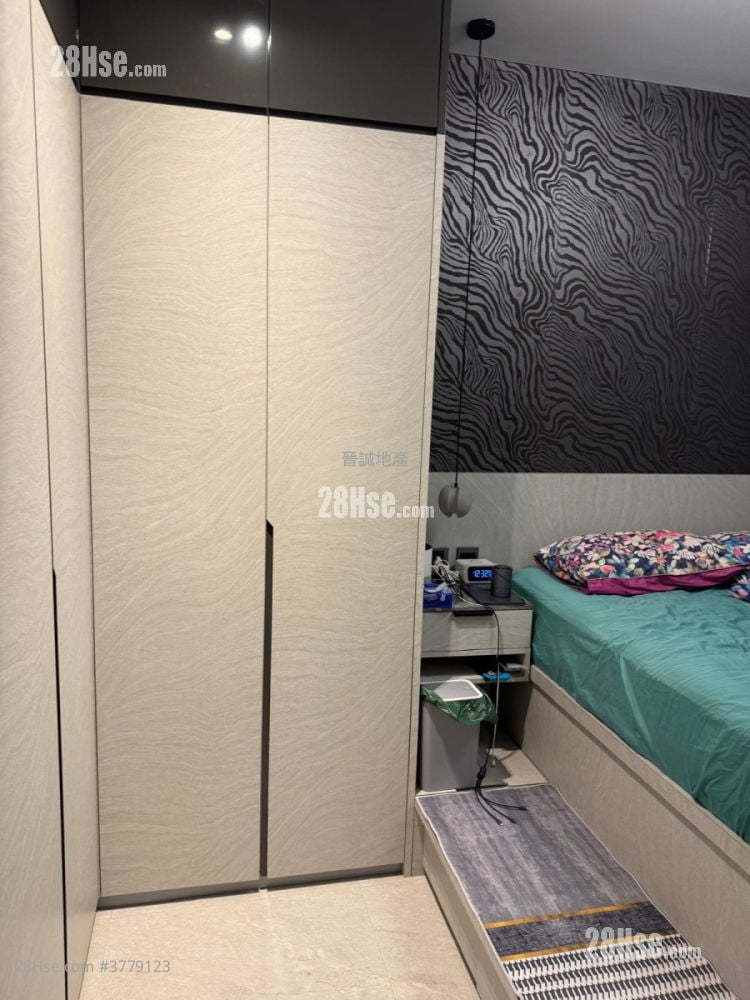 Le Pont Sell 2 Bedrooms , 1 Bathroom 558 ft²