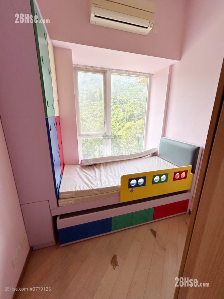 Avignon Sell 3 Bedrooms , 2 Bathrooms 698 ft²