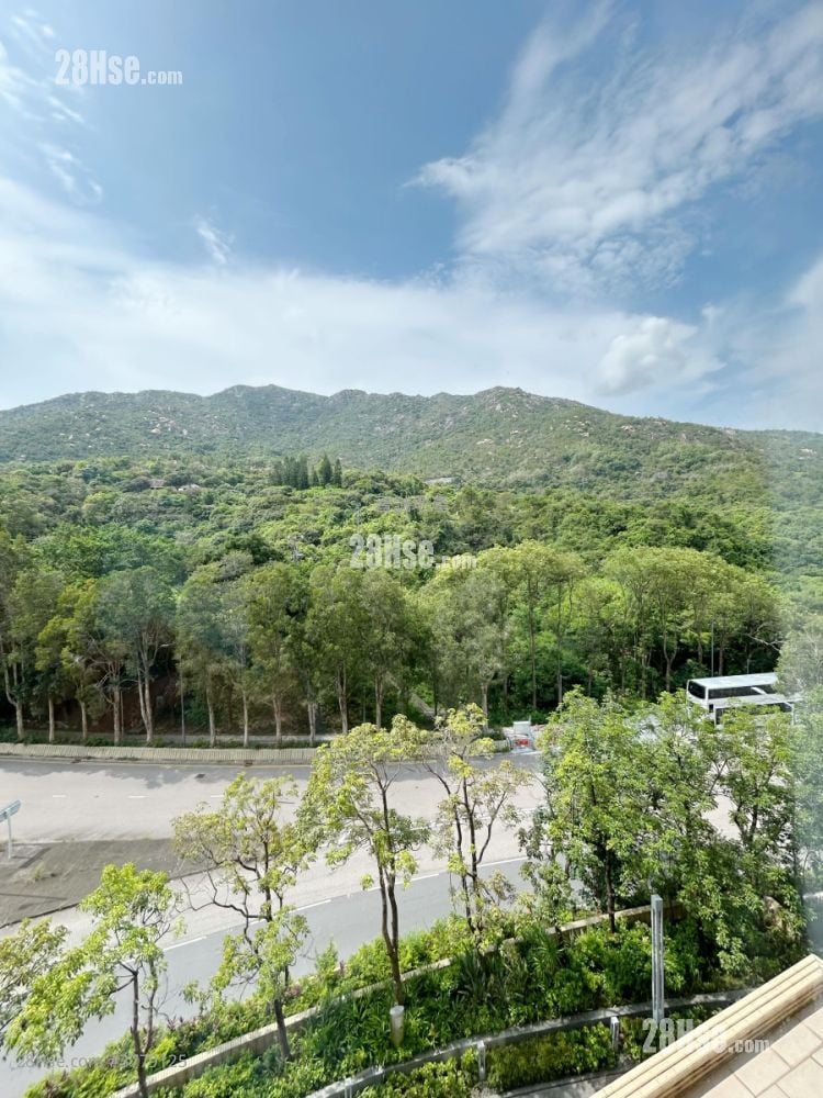 Avignon Sell 3 Bedrooms , 2 Bathrooms 698 ft²