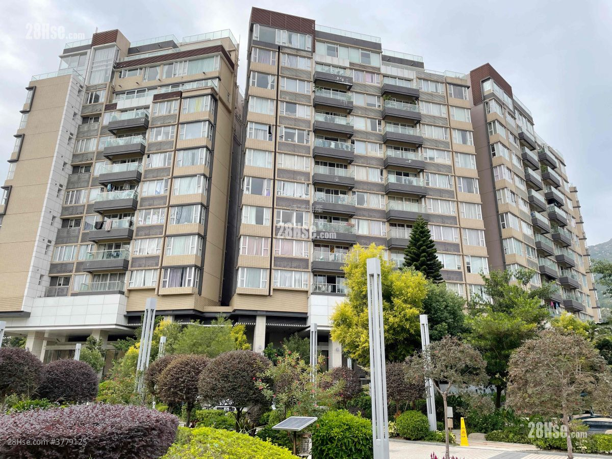 Avignon Sell 3 Bedrooms , 2 Bathrooms 698 ft²