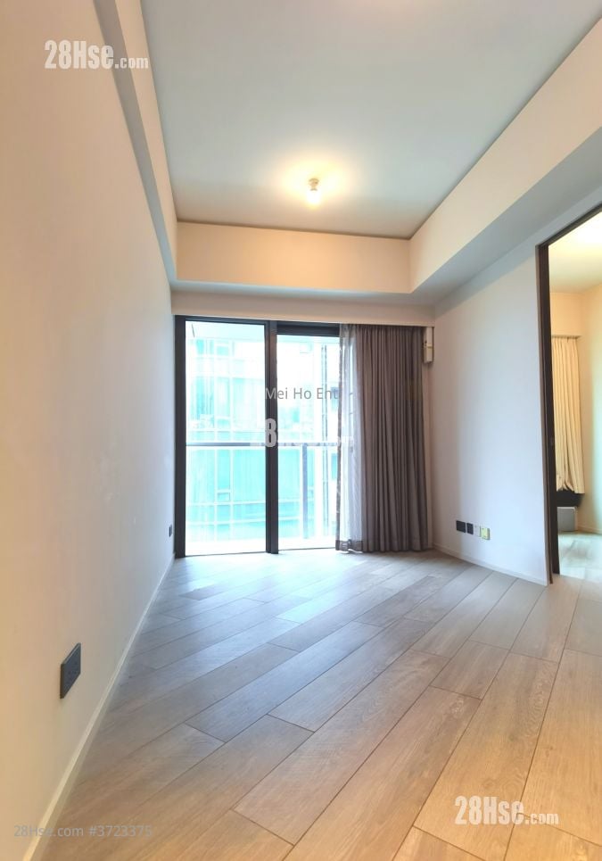 The Henley Sell 1 Bedroom , 1 Bathroom 320 ft²