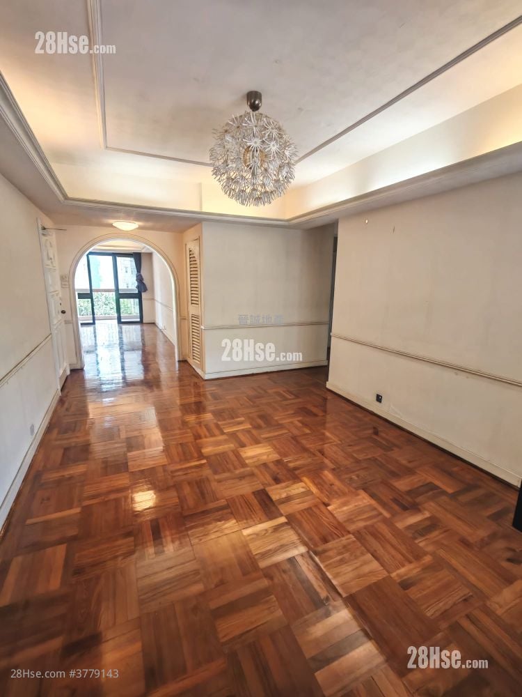 雅德苑 租盘 4 房 , 3 浴室 1,751 平方尺