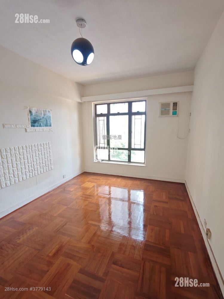 雅德苑 租盘 4 房 , 3 浴室 1,751 平方尺