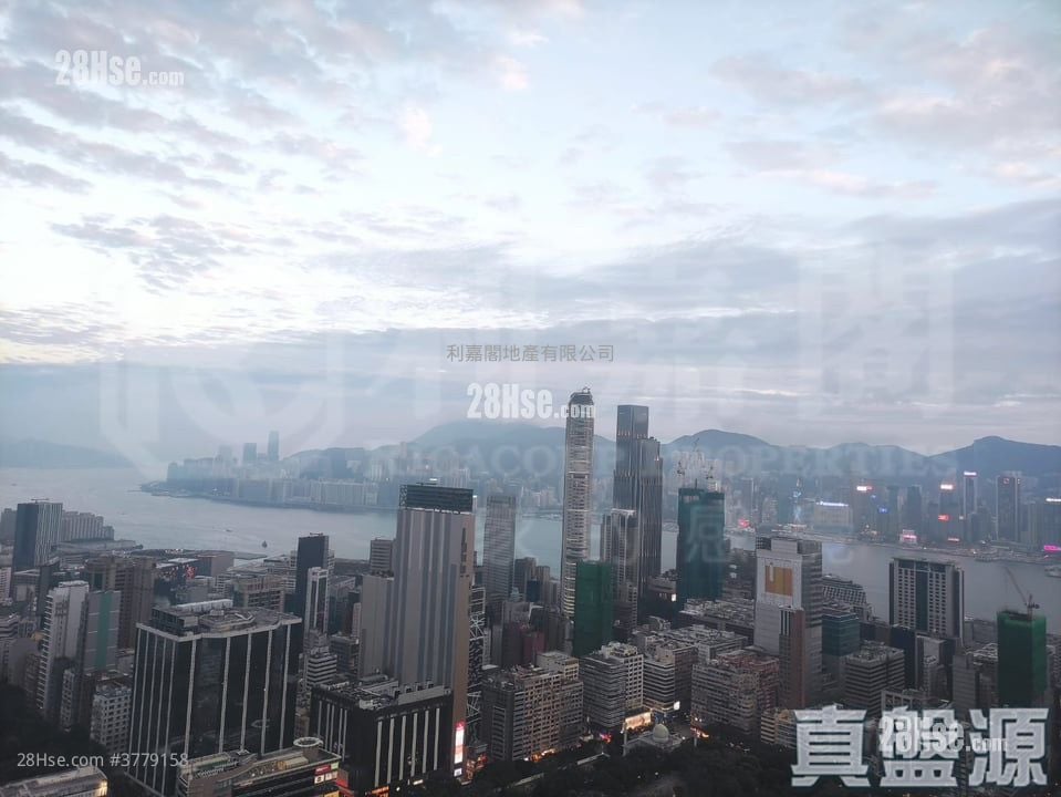 港景峰 售盘 3 房 , 2 浴室 921 平方尺