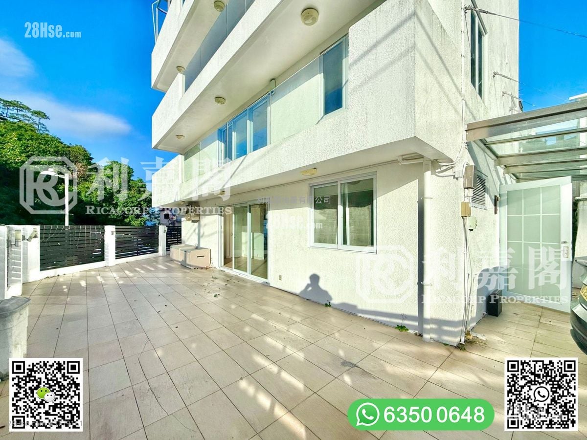 南围 售盘 4 房 , 3 浴室 2,100 平方尺