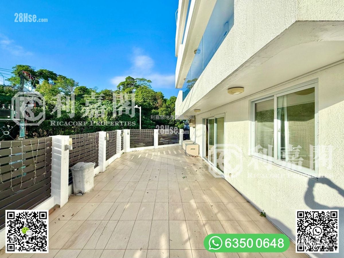 南围 售盘 4 房 , 3 浴室 2,100 平方尺