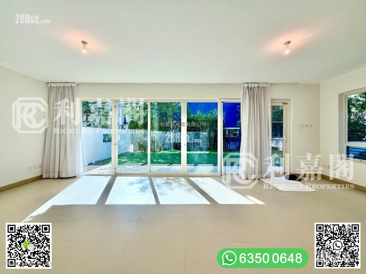 Phoenix Palm Garden Sell 4 Bedrooms , 4 Bathrooms 2,100 ft²