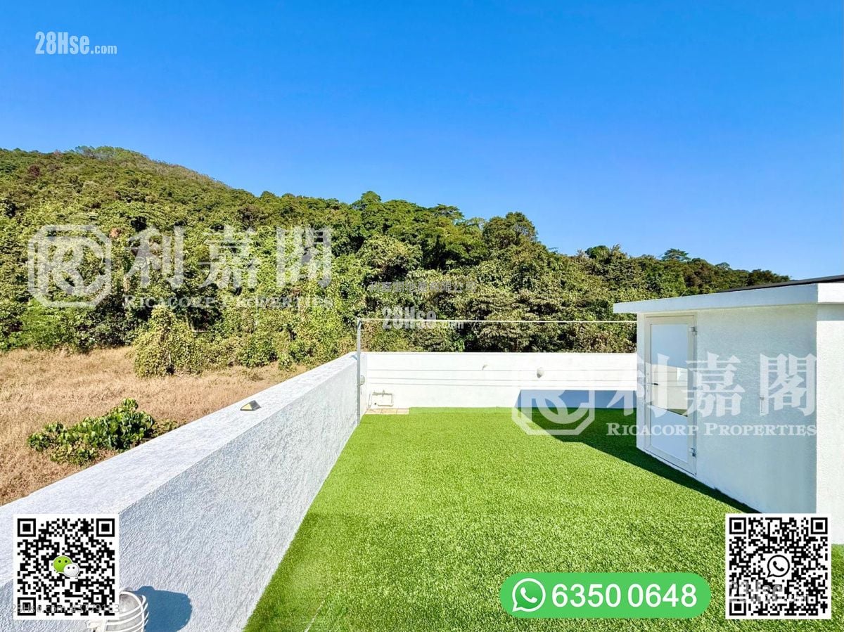 Phoenix Palm Garden Sell 4 Bedrooms , 4 Bathrooms 2,100 ft²