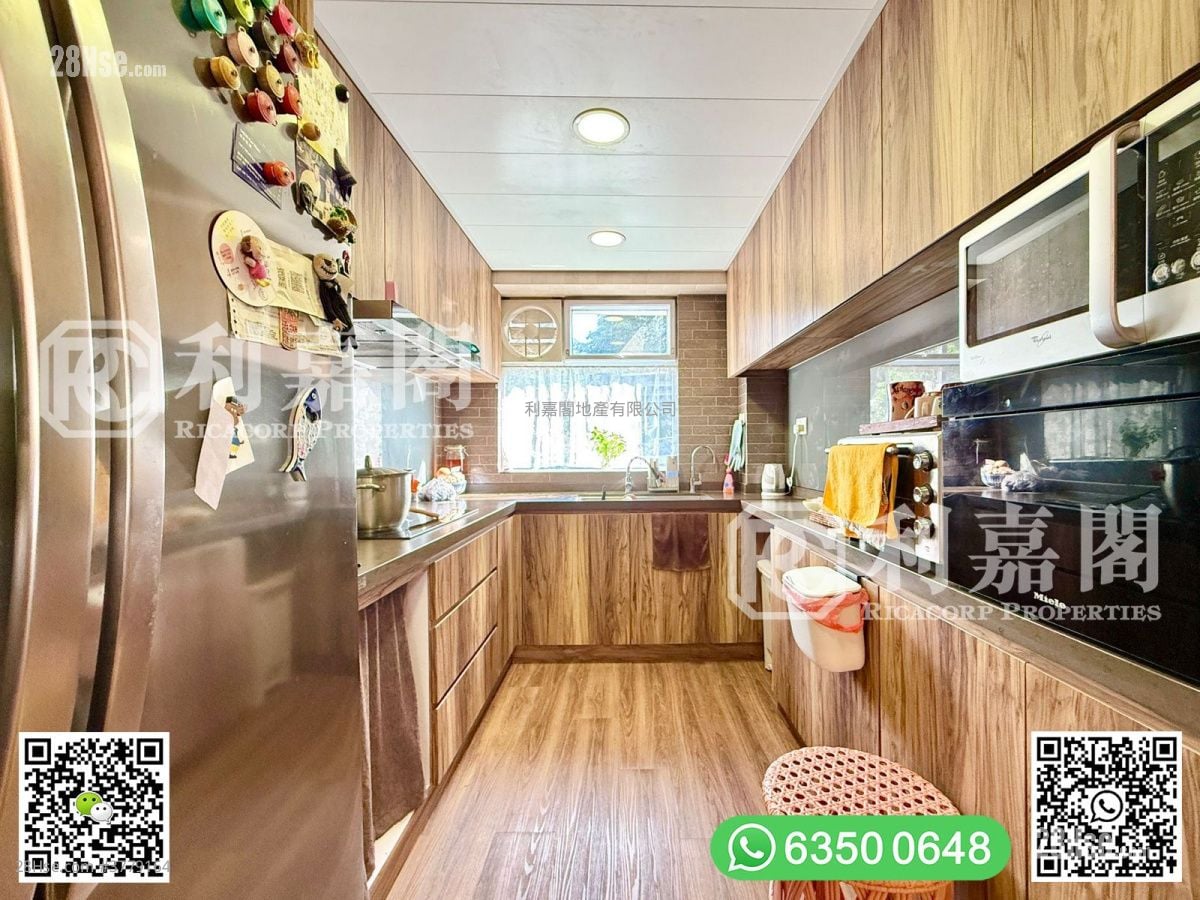 南苑别墅 售盘 4 房 , 3 浴室 1,800 平方尺